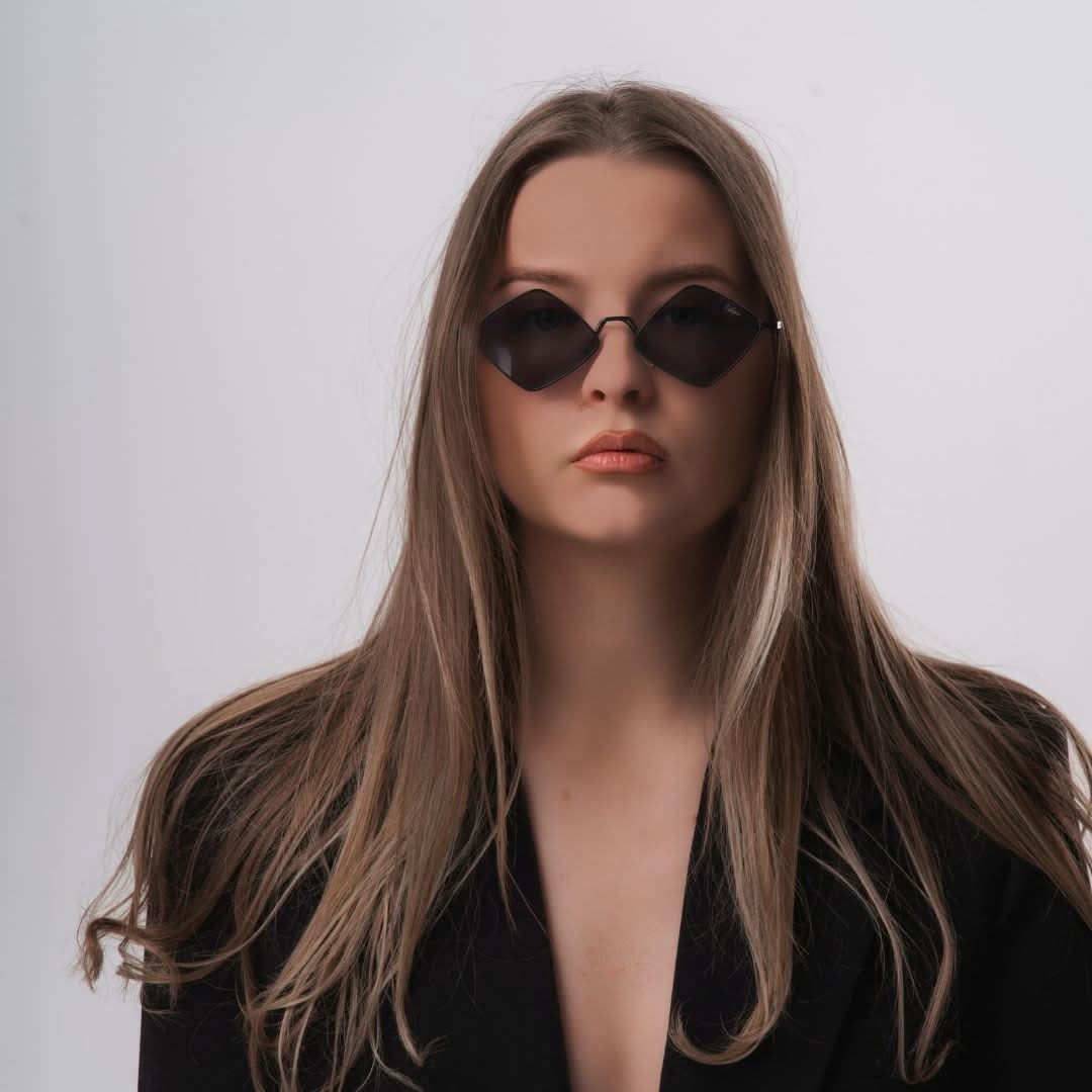 Vivian Black Sunglasses